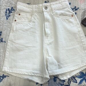 Zara White Jean Shorts High-Waisted Raw Hem